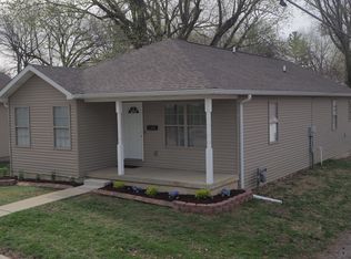 520 E Wood Ave, Springfield, IL 62702