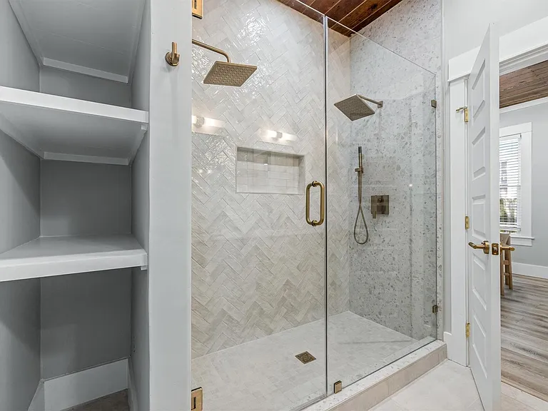 3406 Avenue Q 1/2 — Photo 18