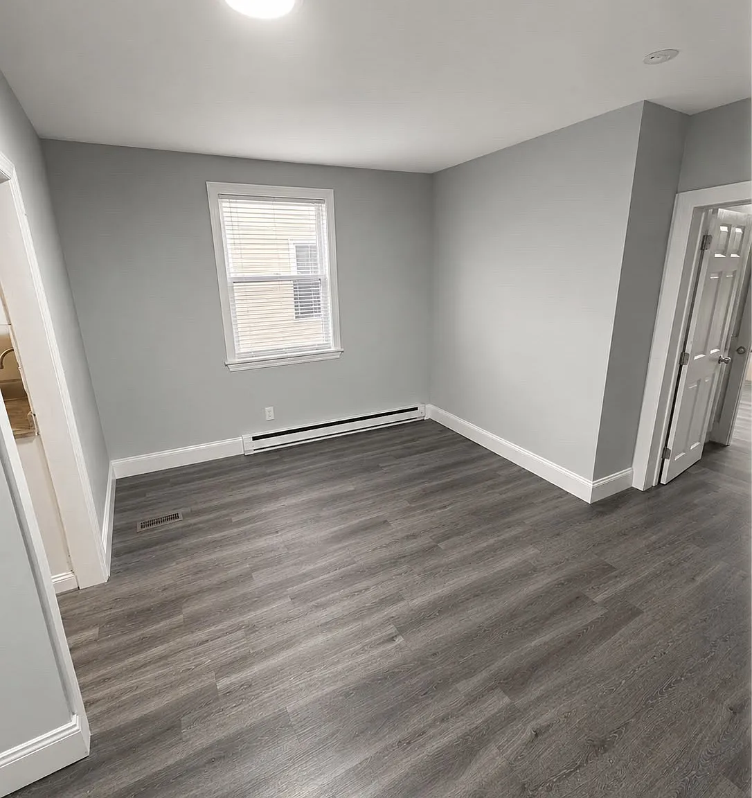 2 bed, $1,963 — Photo 2