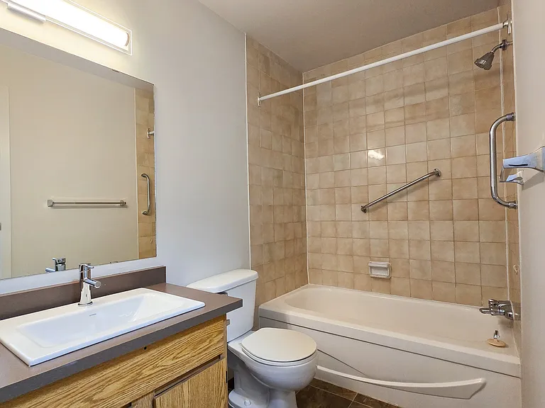 10129 163rd St NW — Photo 10