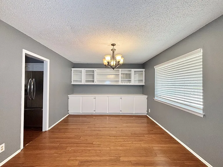 7015 Forest Pne — Photo 3