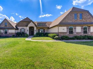 203 Lily Ln, Rosharon, TX 77583