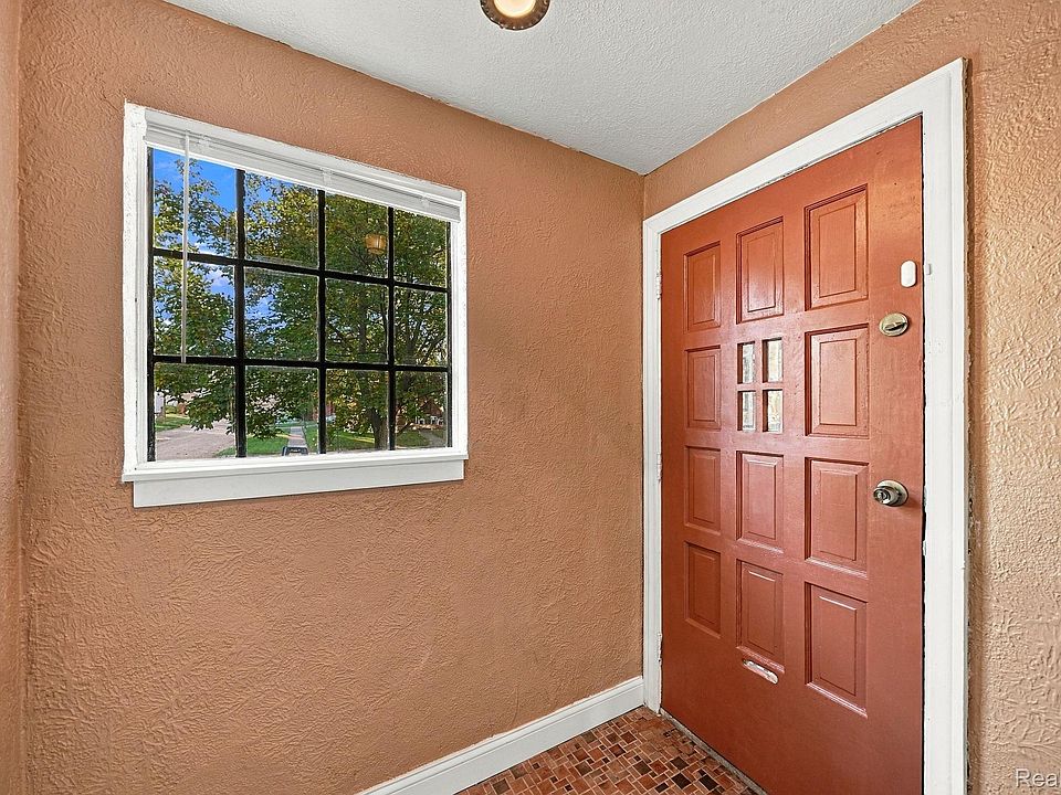 14257 Mansfield St, photo 4
