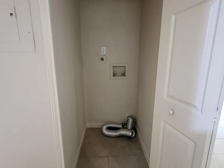 118 Esmeralda Dr #103 — Photo 17