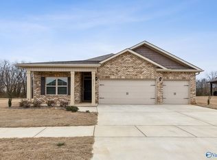 6571 NW Moon Crest Ln, Huntsville, AL 35806