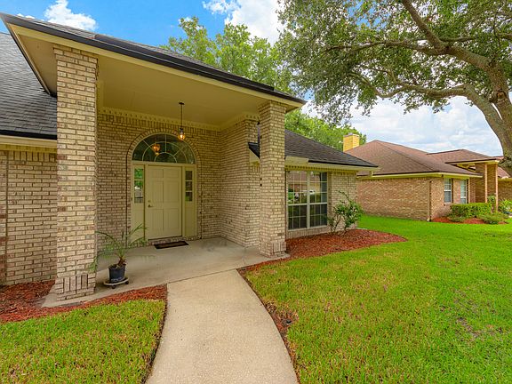 5th image of 13687 Covington Creek Dr