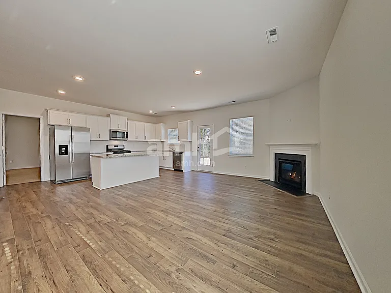 5004 Jamie Sloop Ln — Photo 6