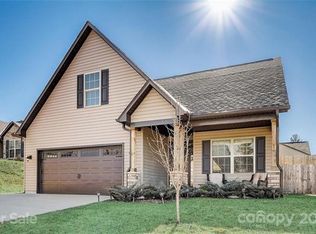 22 Checkerberry Ct, Weaverville, NC 28787