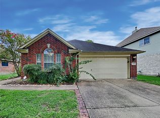 3523 Pine Valley Dr, Pearland, TX 77581