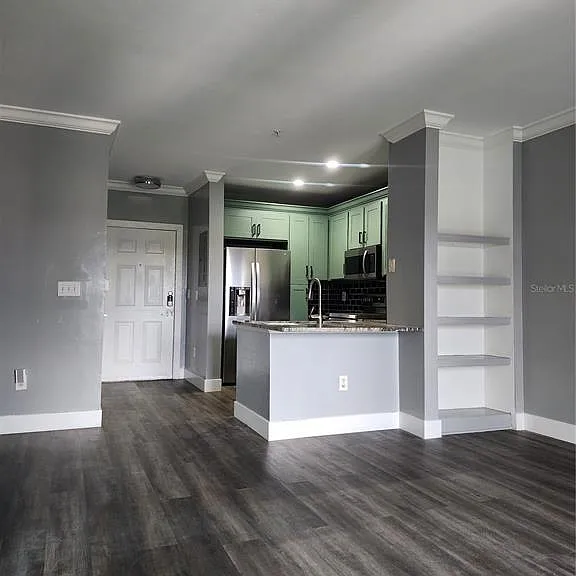 206 E South St #6034 — Photo 14