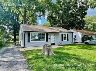 23 Mary Ann Ct, Florissant, MO 63031