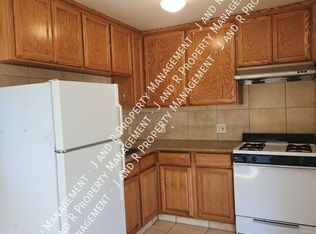 1721 U St APT 1, Sacramento, CA 95818
