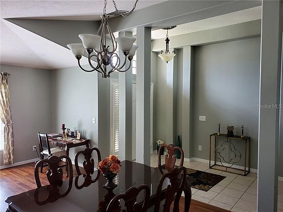5th image of 2133 Briarcliff Cir