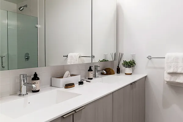 Rented by The Dermot Realty Management Company | media 26