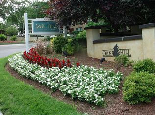 1640 Oakwood Dr #105, Penn Valley, PA 19072