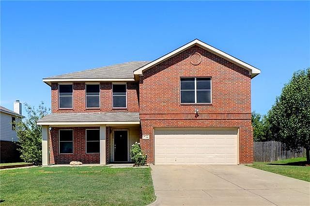 1st image of 208 Oaklawn Dr