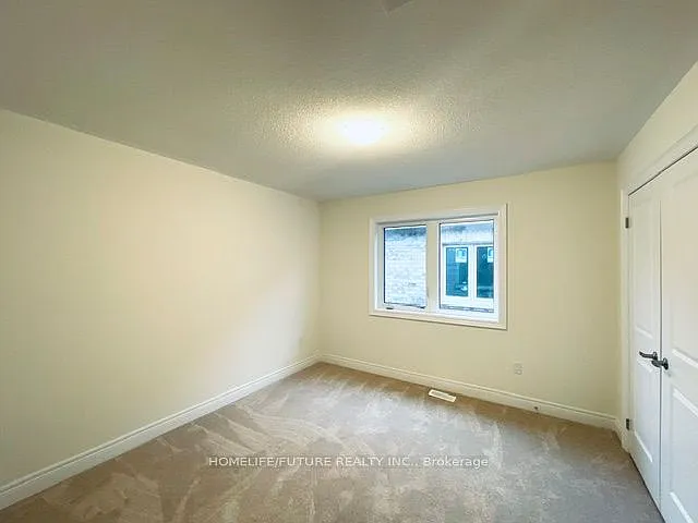 15 Wesley Brooks St — Photo 23