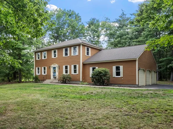 22 Woodland Dr, Westminster, MA 01473