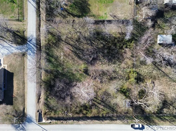 30 N Holly St, Kellyville, OK 74039
