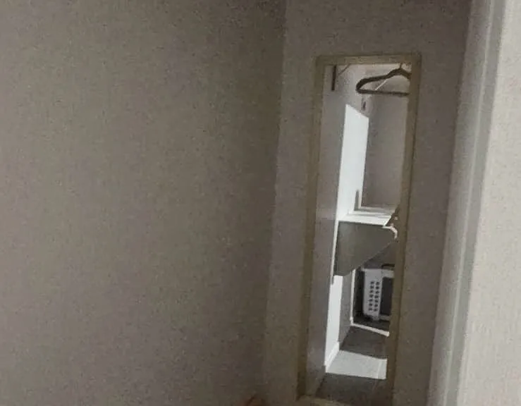 Bedroom 3 closet.