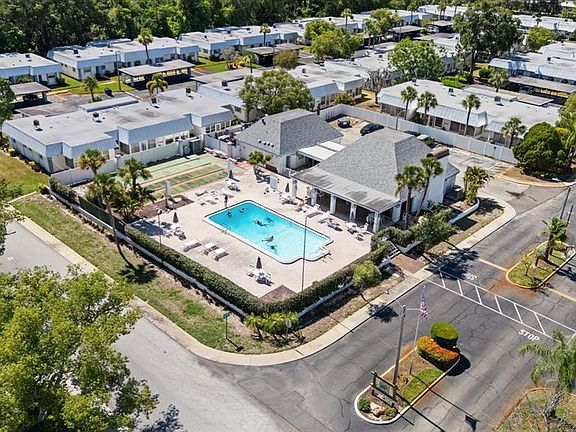 4th image of 4243 RICHMERE DRIVE #3B