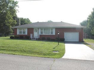 508 Henderson Dr, Hopkinsville, KY 42240