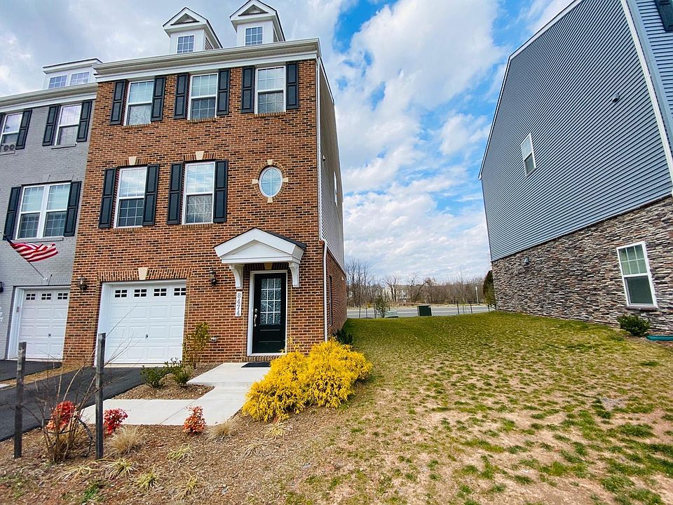1st image of 8474 Craggan Ln