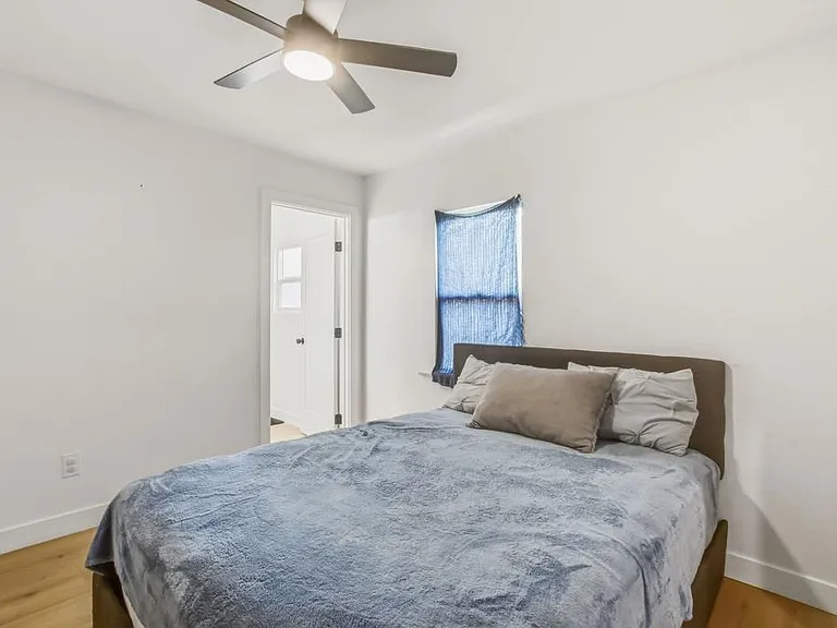 519 S 33rd St — Photo 19