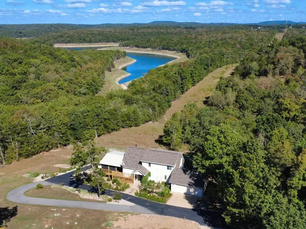 99 Anchor Ct, Midway, AR 72651