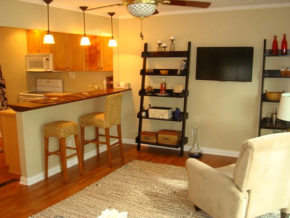 5th image of 2551 Southwest Blvd