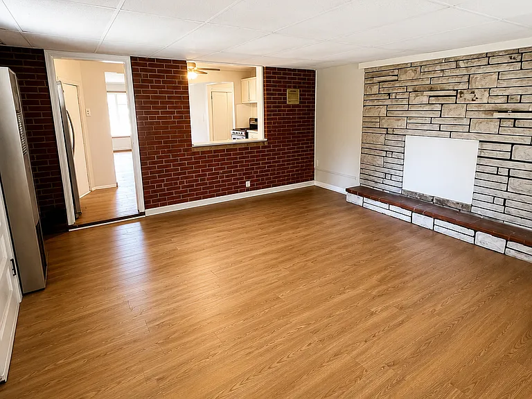 937 Lebon Dr — Photo 11