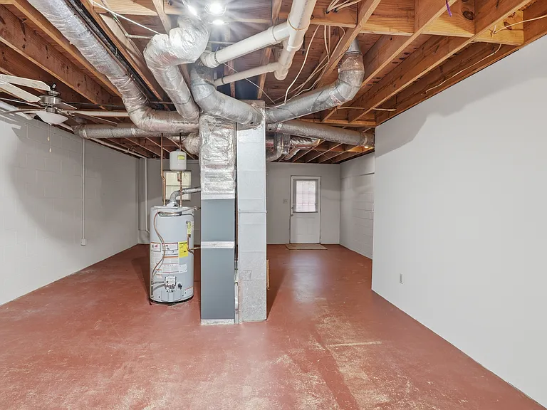 1100 Westfield Trce SE — Photo 19