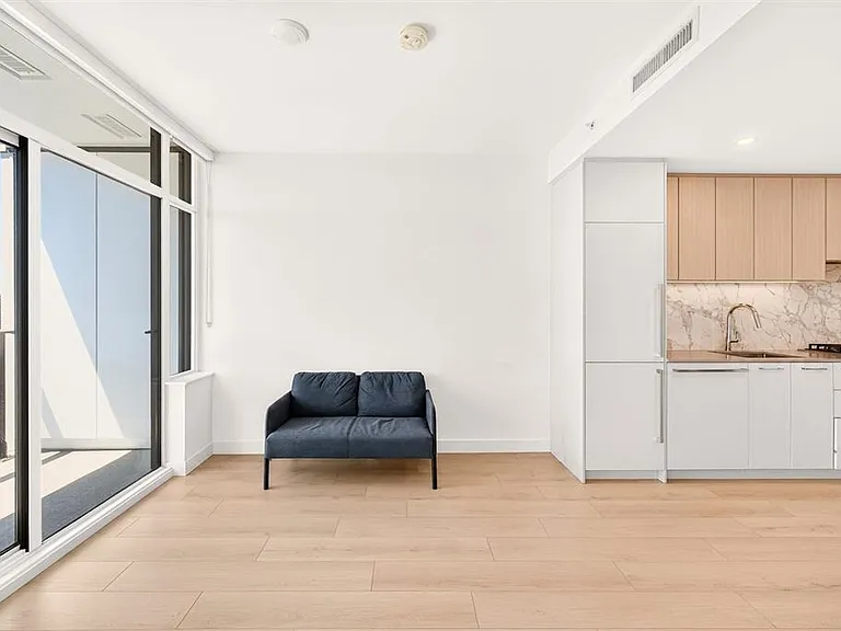 6468 Willingdon Ave #13XX — Photo 3