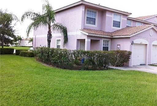 4th image of 16105 Sierra Palms Dr