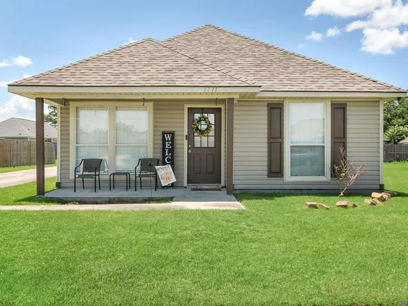 1211 S Lexington Ave, Gonzales, LA 70737