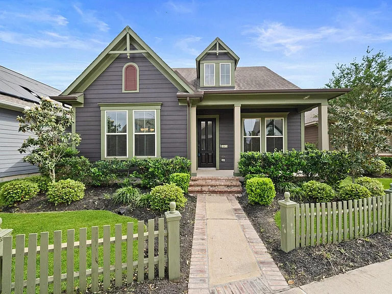 18419 Blue Hollow Heights Dr — Photo 1