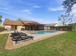 6750 Eastpointe Pines St, Palm Beach Gardens, FL 33418