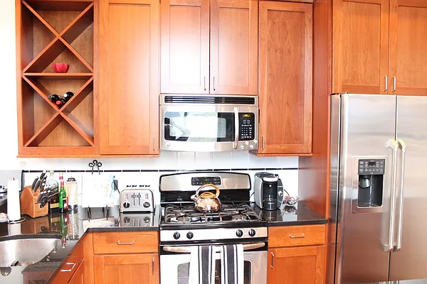 Rented by Level Group | media 17