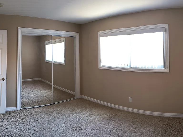 6553 Grant St — Photo 10