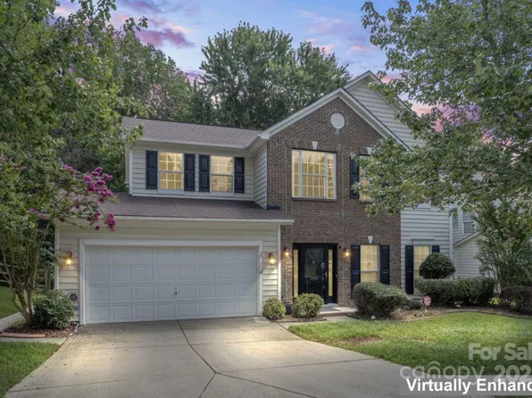 9830 Dauphine Dr, Charlotte, NC 28216
