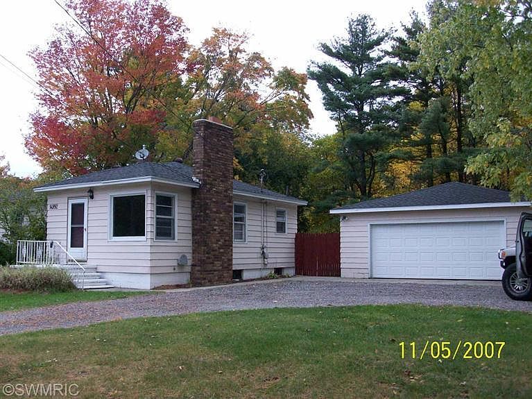 1st image of 14992 Lakeshore Dr