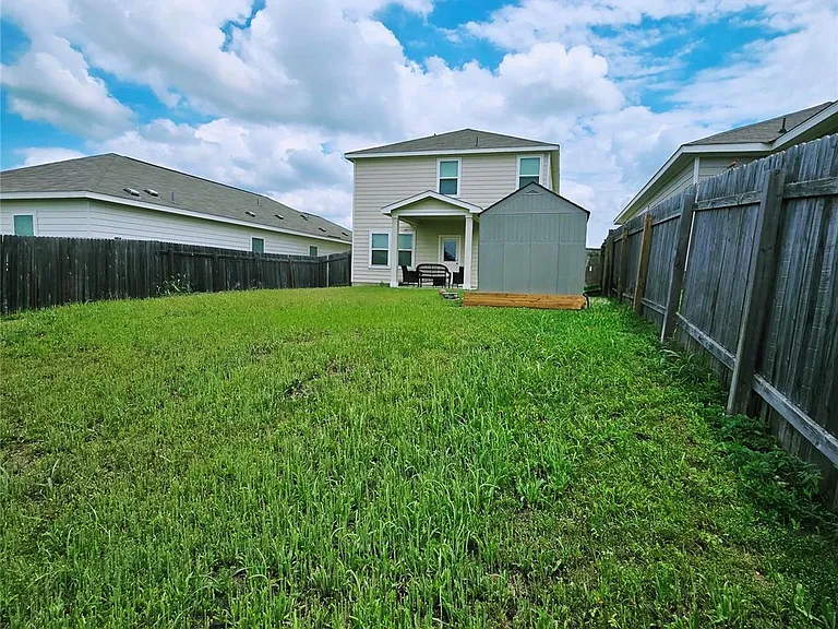 19506 Caymus Dr — Photo 20