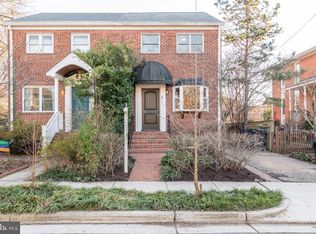 9 E Howell Ave, Alexandria, VA 22301