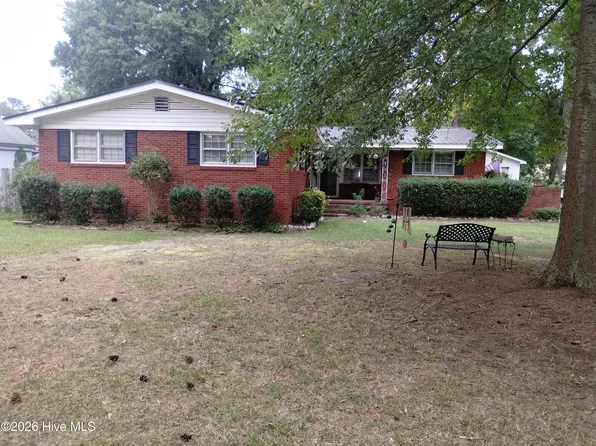 2101 Michelle Drive, Kinston, NC 28504
