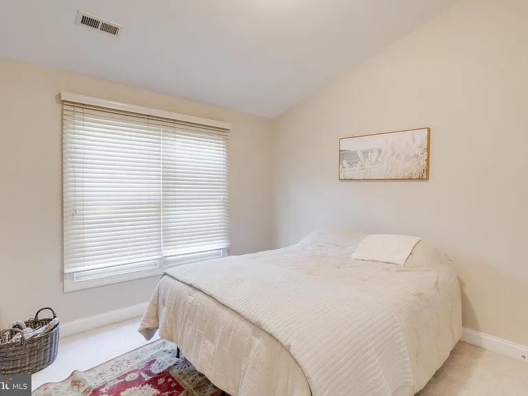 8320 Dockray Ct — Photo 27