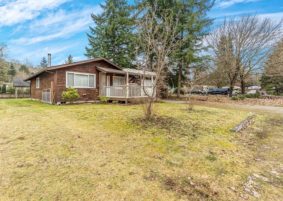 1st image of 3623 233rd Ave NE