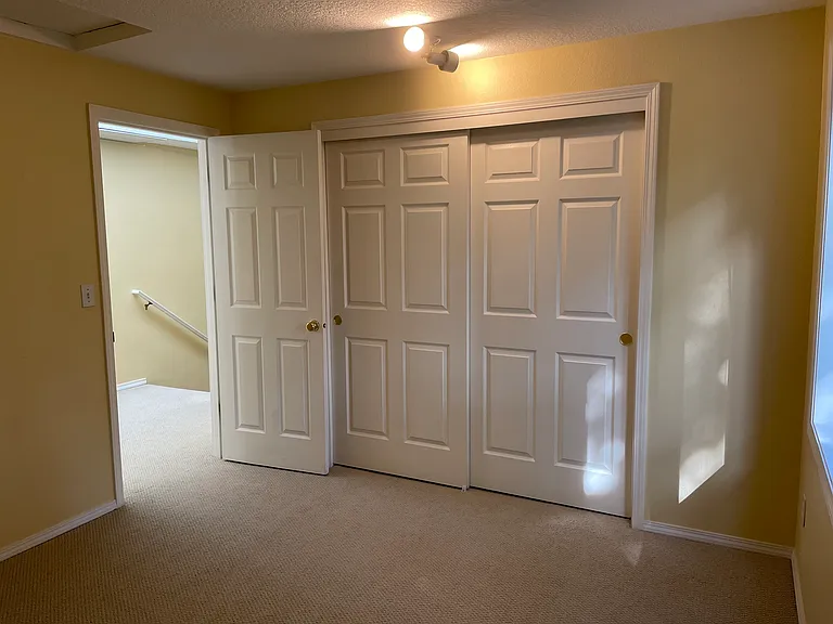 6180 Frost Ln — Photo 7
