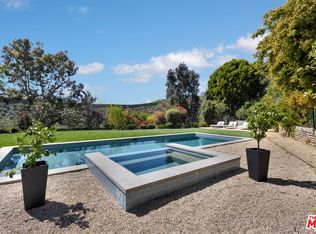 10971 Savona Rd, Los Angeles, CA 90077