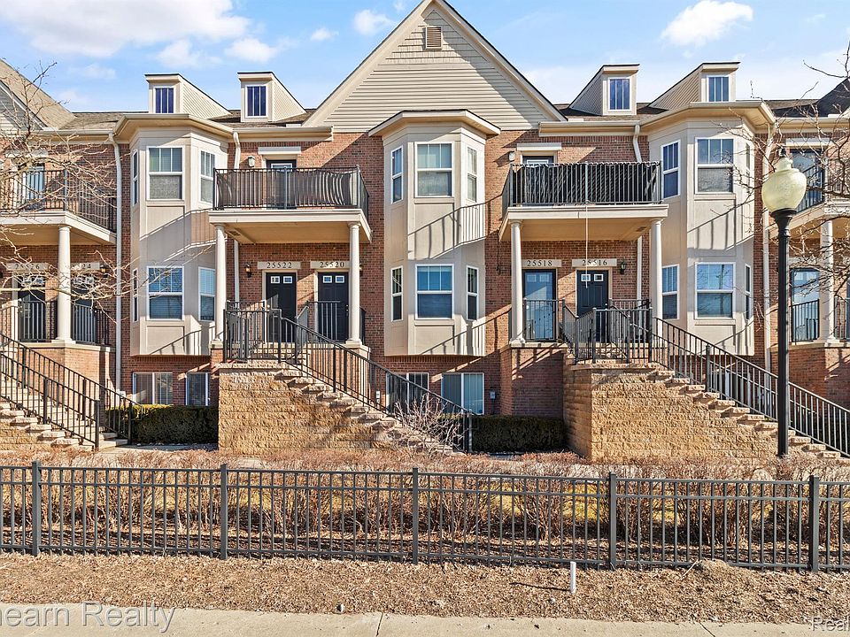 1st image of 25520 Portico Ln