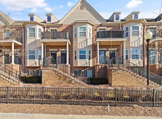 25520 Portico Ln, Novi, MI